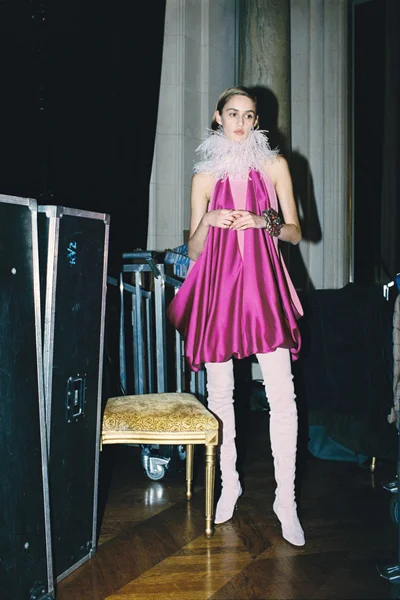Look 30